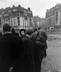 Блошиный рынок в Париже 1946 год - 48-2jMVrfGuZrs.jpg