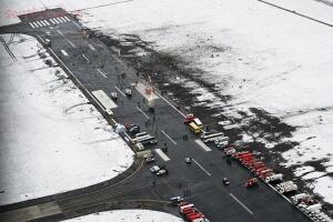 В аэропорту Ростова-на-Дону разбился пассажирский самолет - 1458458178_1.jpg