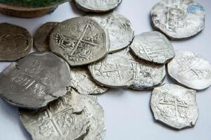 Клад серебряных монет,найден при строительстве дороги на Крым - arh_9.jpg