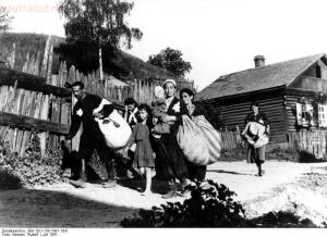 Лето 1941-го в немецких фотографиях - b9cbd37ed933.jpg