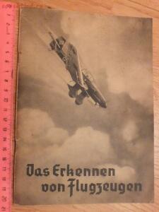 Библиотека лётчика. Немецкий справочник Das Erkennen von Flugzeugen Обнаружение самолётов  - DSCF6136.jpg