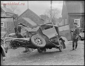 Ретро-аварии прошлого века - boston_car_crashes_04.jpg