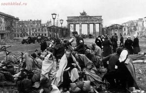 Берлин 1945 год. Жизнь на развалинах - 4248cac767f4.jpg