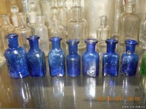 Аптечная посуда синего стекла - 9396888.jpg