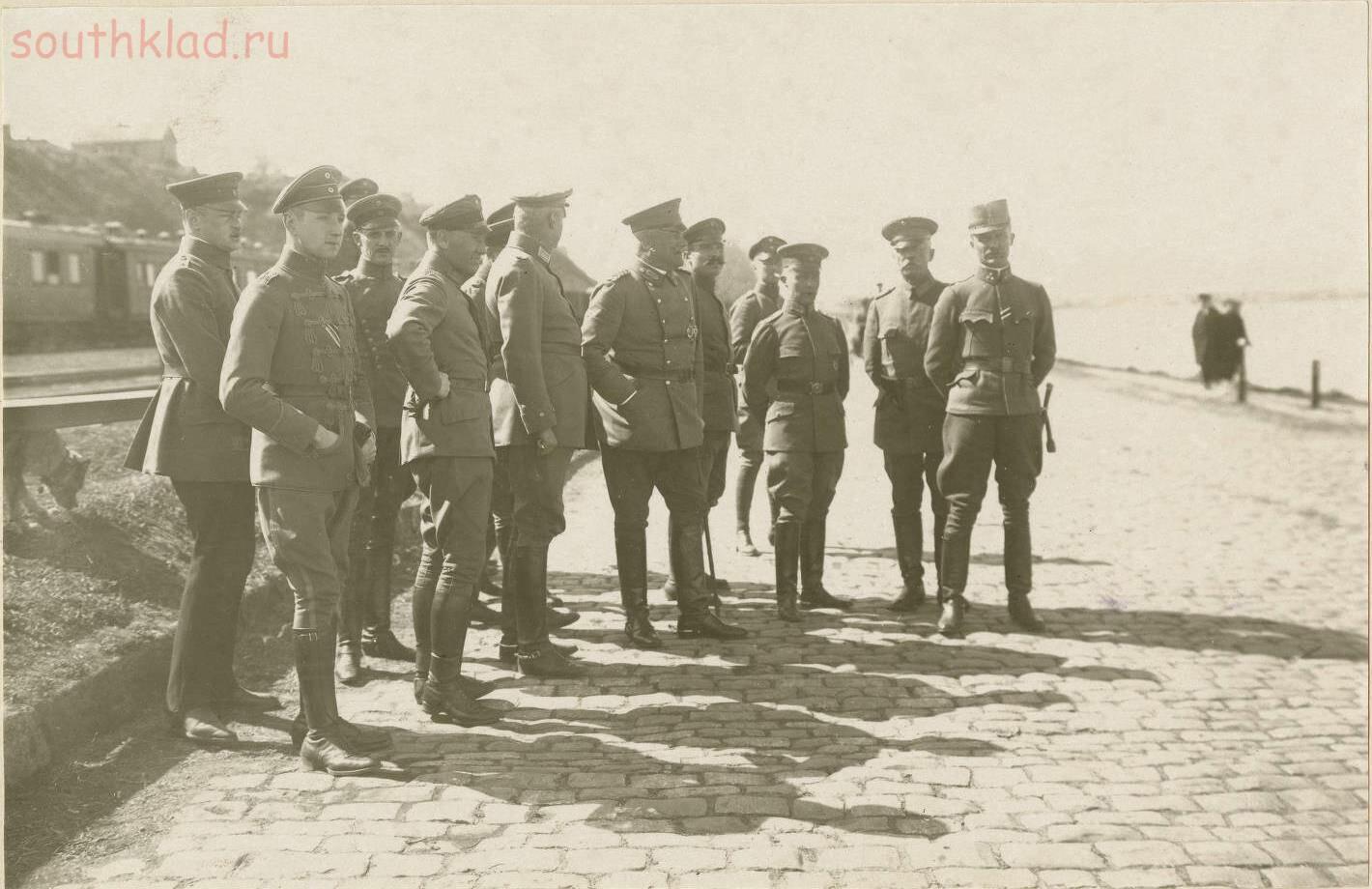 Оккупация таганрога. Таганрог 1918 немцы в Таганроге. Немцы в Таганроге 1918 года. Таганрог оккупация 1918. Немецкая оккупация Таганрога.