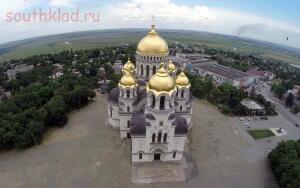 В Новочеркасске около Вознесенского собора закатывают в асфальт историческую брусчатку - sobor.jpg