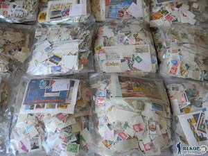 5000 почтовых марок в запечатанном пакете - 2017-08-06 13-07-02.JPG