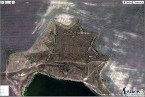 Курганский уезд, Тобольской губернии - крепость-вид из космоса.jpg
