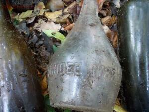 Поиск бутылок в военных мусорках. - ff5c0ee4ab90.jpg