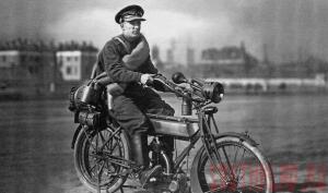 Нижний чин 7-й учебной мотоциклетной роты Русская императорская армия. 1914 год.