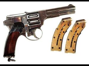 Landstad 1900 - необычный гибрид револьвера и пистолета - 1.jpg