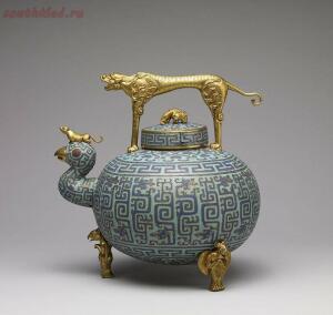 Изделия из древних веков, которые поражают своей красотой - 811px-Chinese_-_Wine_Pot_-_Walters_44569_-_Side.jpg