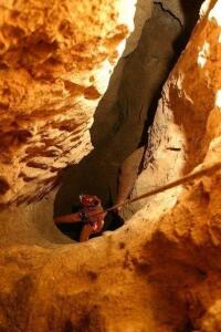 Самая глубокая пещера в мире - YHNMN_C1ZEA.jpg
