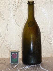 Бутылки 19 века - 8026342.jpg
