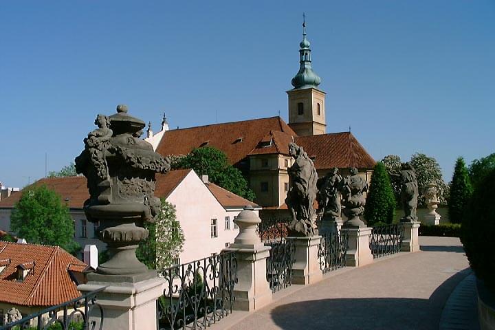 Традиции и архитектура Праги.