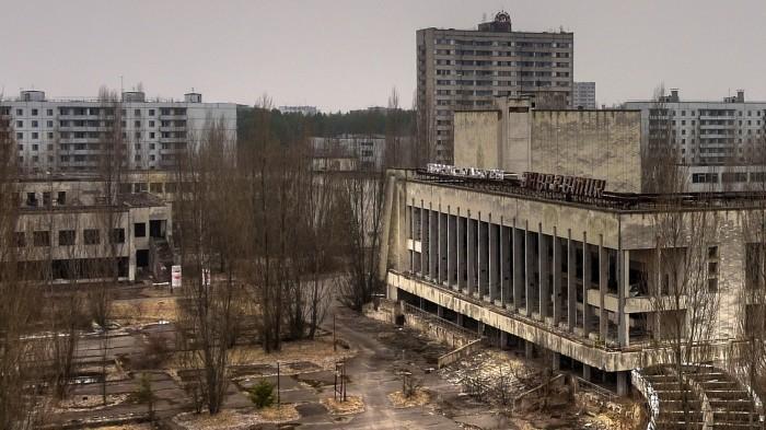 Заброшенный после аварии на Чернобыльской АЭС город Припять. Украина, Киевская область, Припять. 