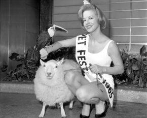 Самые причудливые королевы красоты 1950-1960 гг.