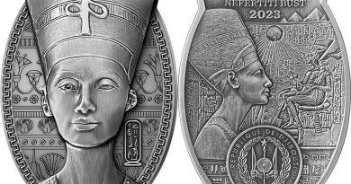 200 франков 2023 год Нефертити