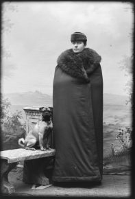 Фотографии людей со своими собаками. Российская империя, конец XIX - начало XX века