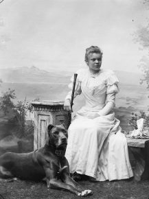 Фотографии людей со своими собаками. Российская империя, конец XIX - начало XX века