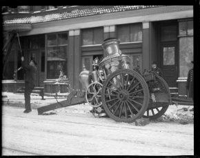 Пожарные машины Бостона, США 1920-е годы.
