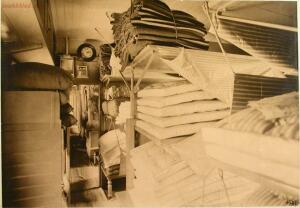Вагон-лазарет, оборудованный на средства служащих и рабочих службы тяги Северо-Западной железной дороги 1914 год - 49097181053_617aec7260_o.jpg