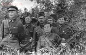 Белые пятна военной истории -  Фадеев Шолохов август 1941 Смоленская область.jpg